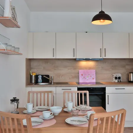 Meery Apartment